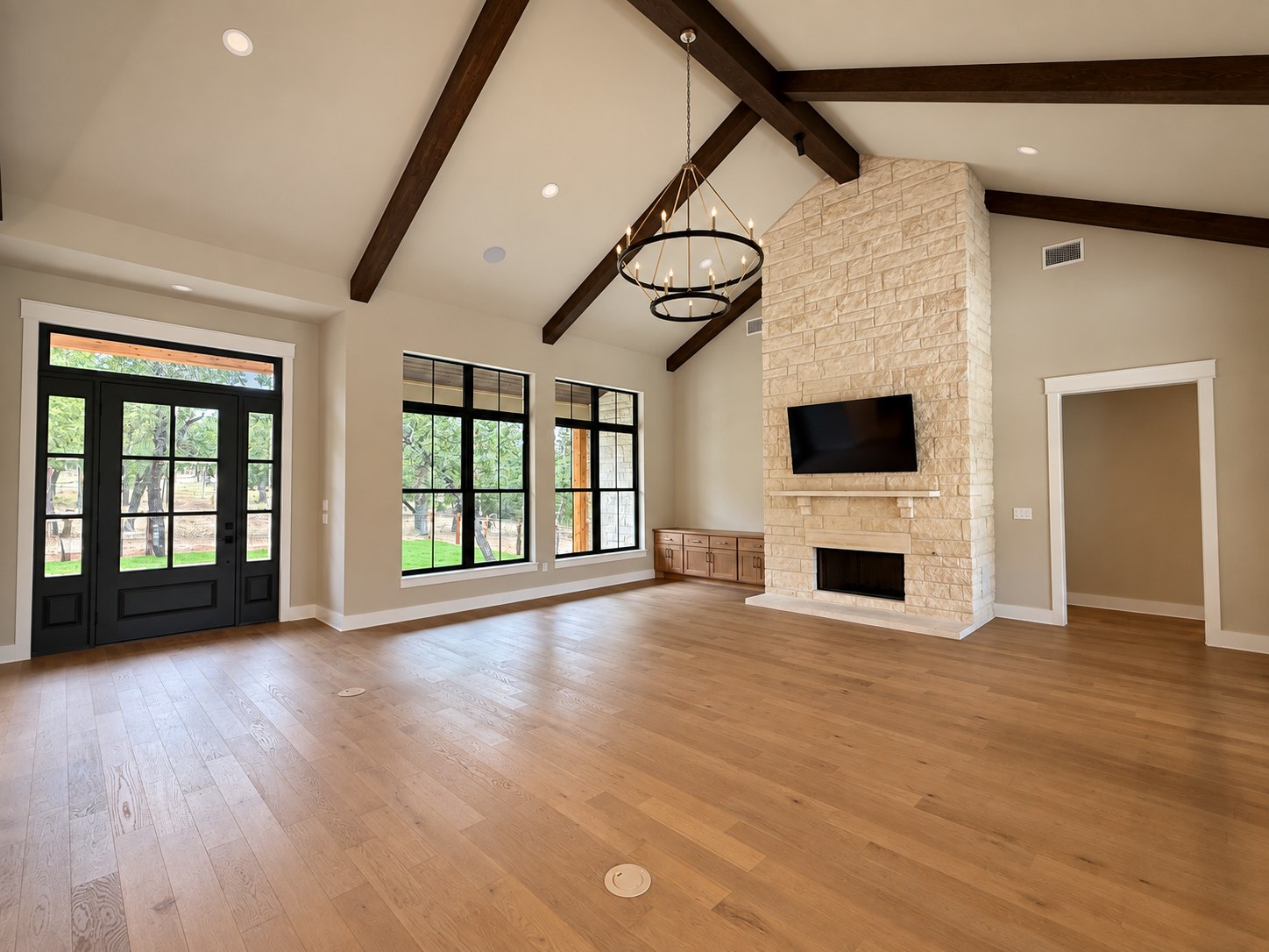 05-jlp-3120-great-room