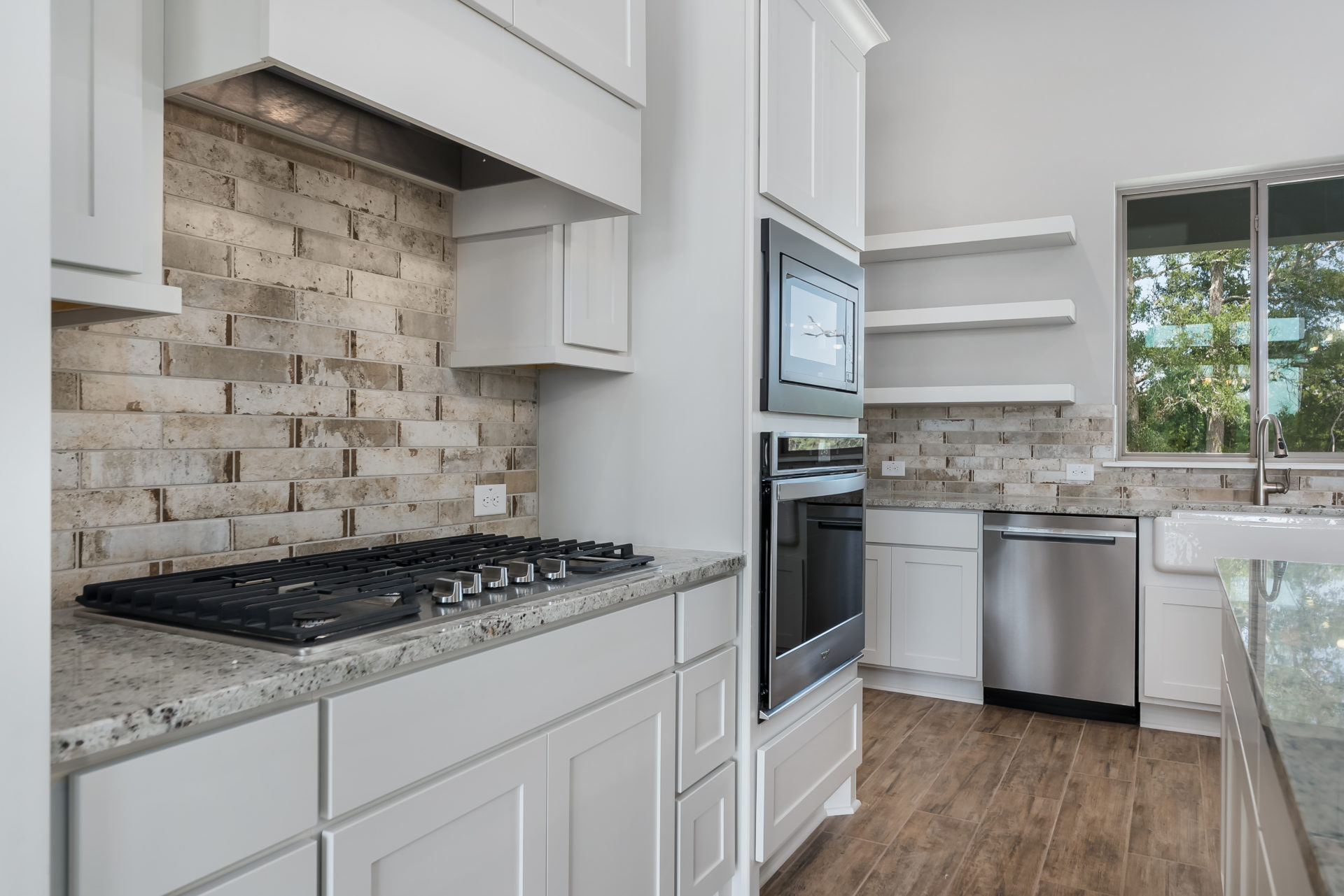 Birch-Kitchen_Stove_Side_View