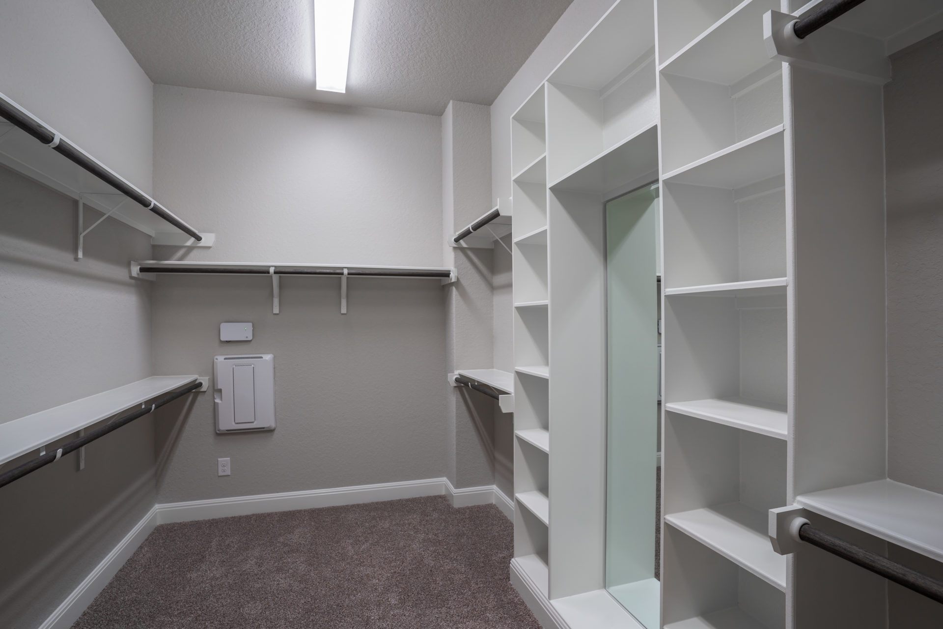Maple_V2-Closet