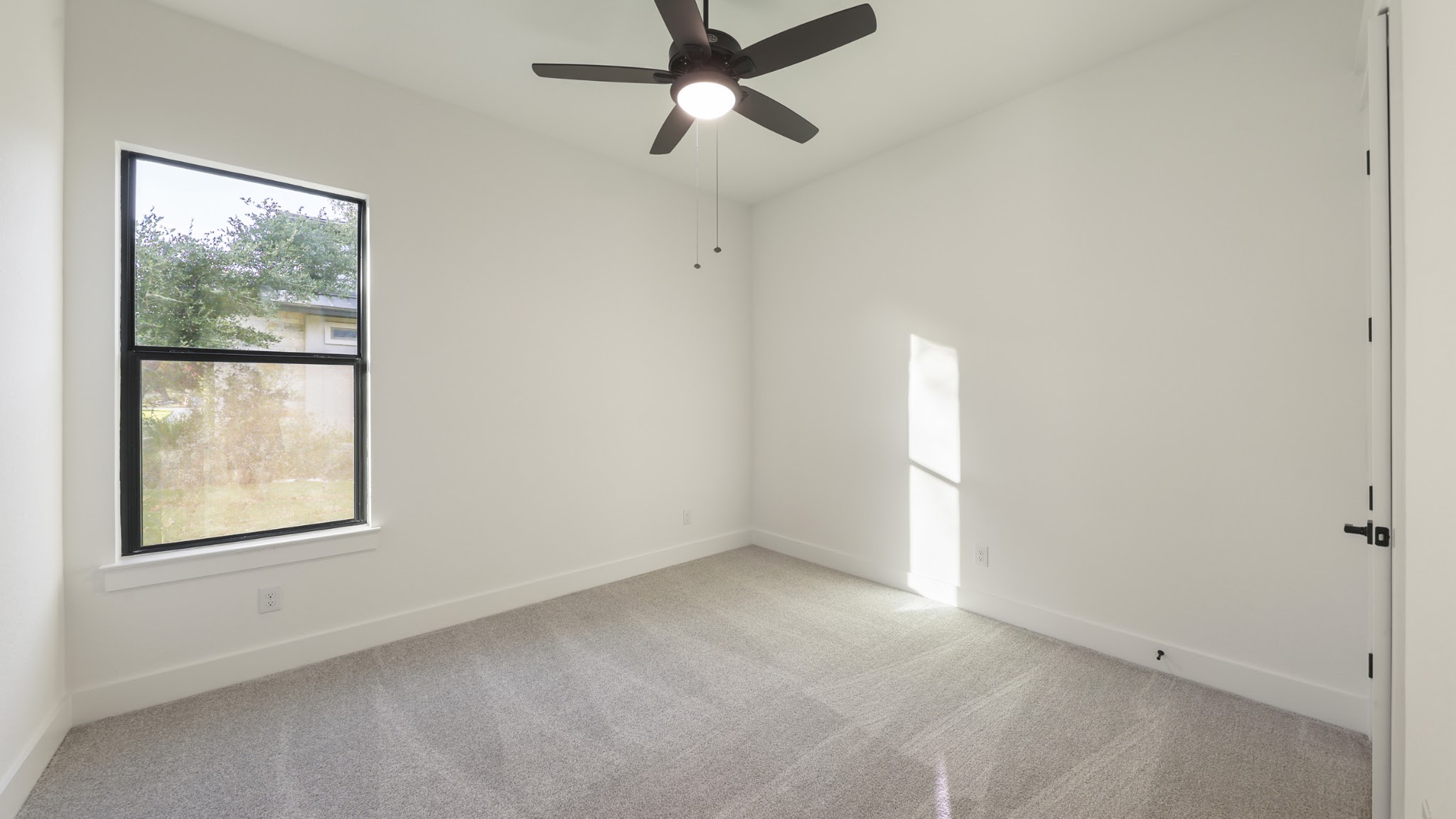 PECAN_INTERIOR_20