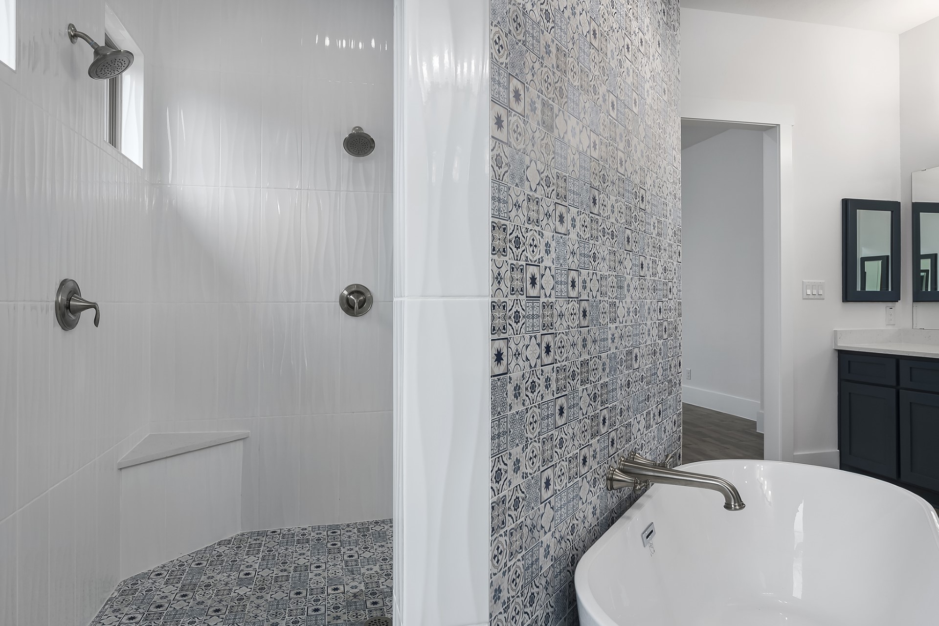 Somerset_V2-Bathroom_Shower-Tub