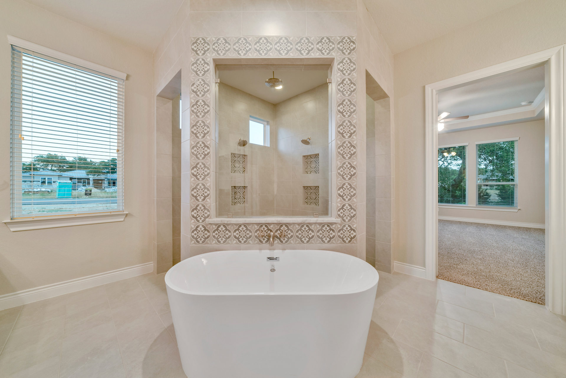 Somerset-Tub-Bathroom