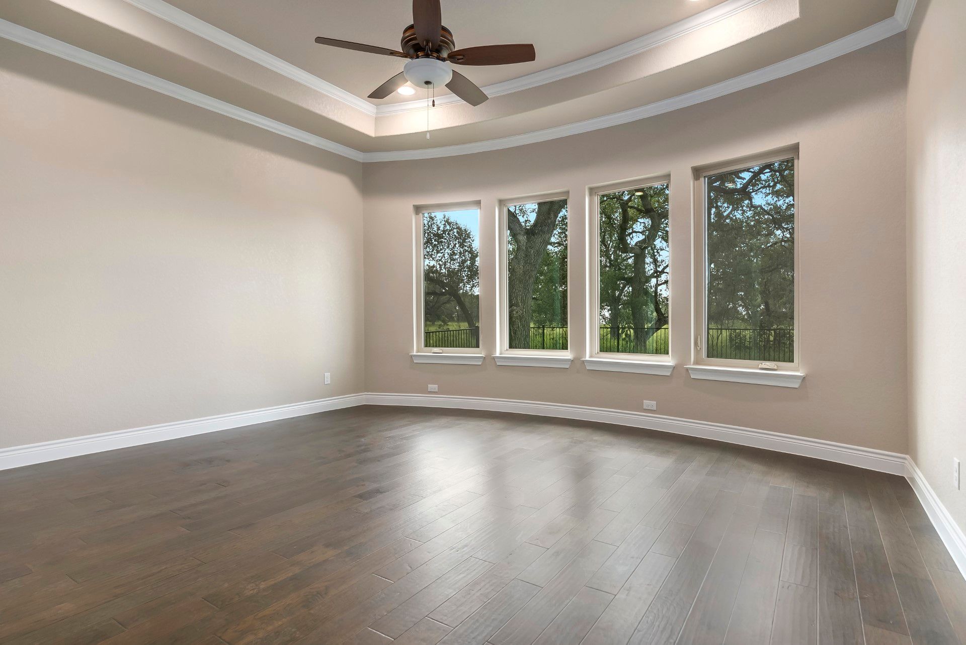 Interior - 9829